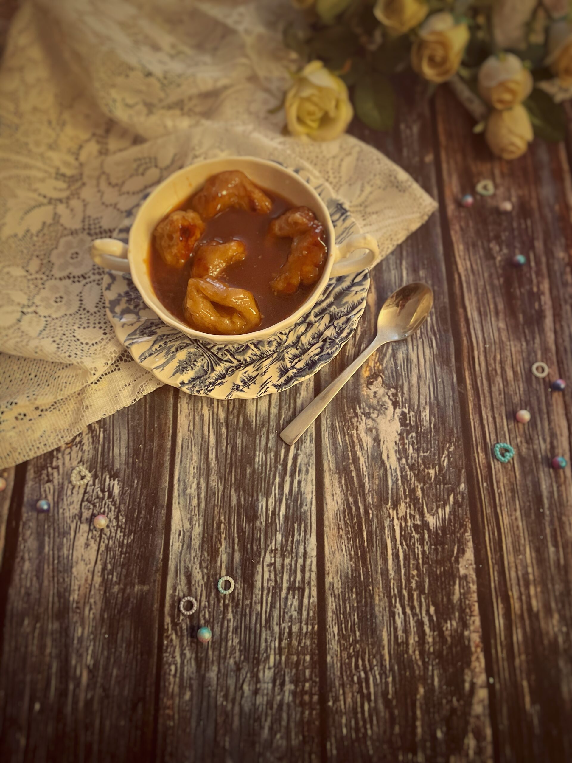 Tertzelouthkia sans gluten : douceurs de Chypre avec sirop de caroube