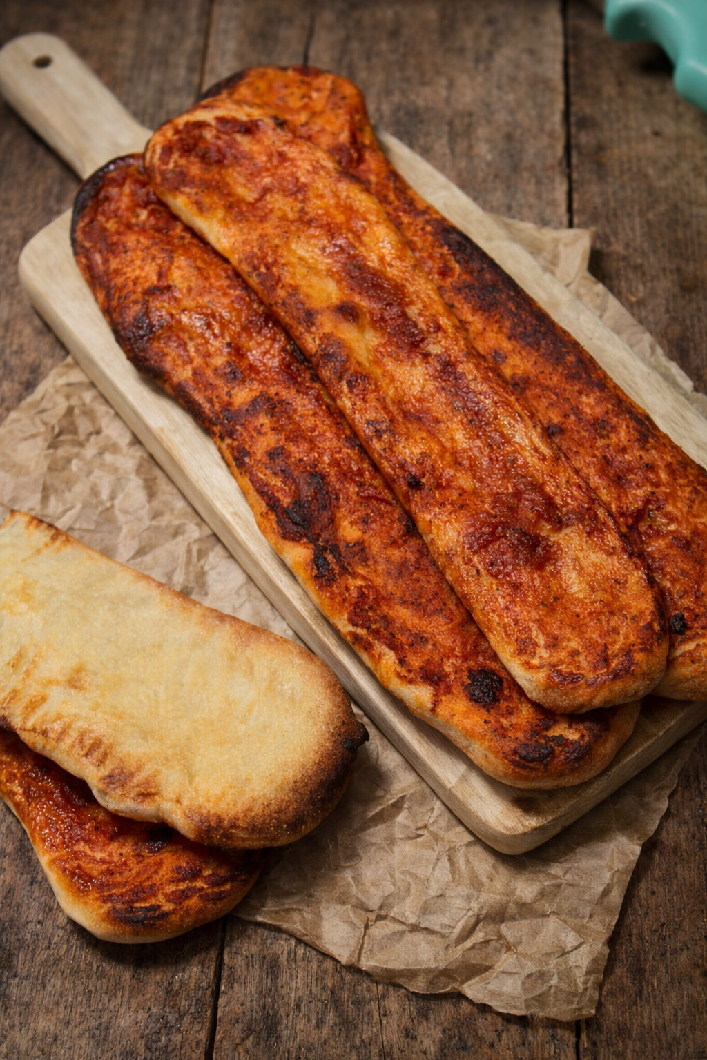 Langues de Pizza Rouge: rapides, croustillantes et irrésistibles