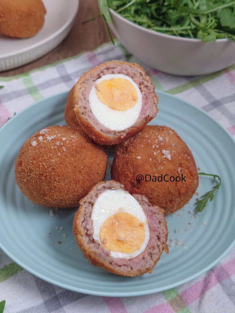 Oeufs à la Écossaise : La Recette Facile pour les rendre Croquants et Savoureux