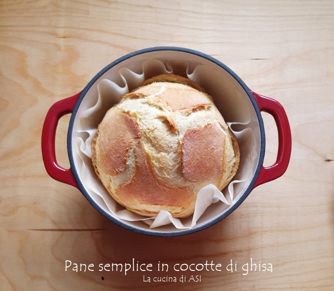 PAIN SIMPLE en cocotte en fonte