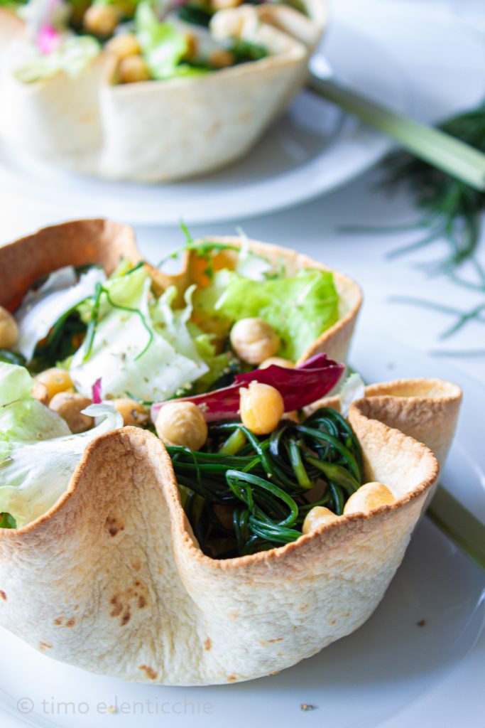 Paniers de salade avec agretti