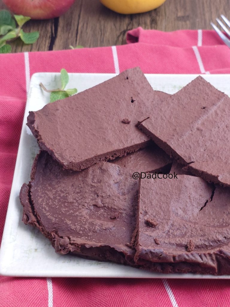 Recette Rapide de Brownies : Seulement 3 Ingrédients et Pomme (Moelleux et Chocolatés !)