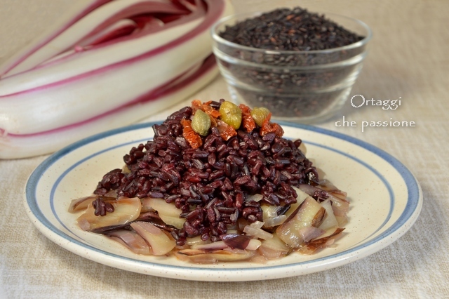 Riz noir, nerone avec radicchio rouge, riz vénéré recettes