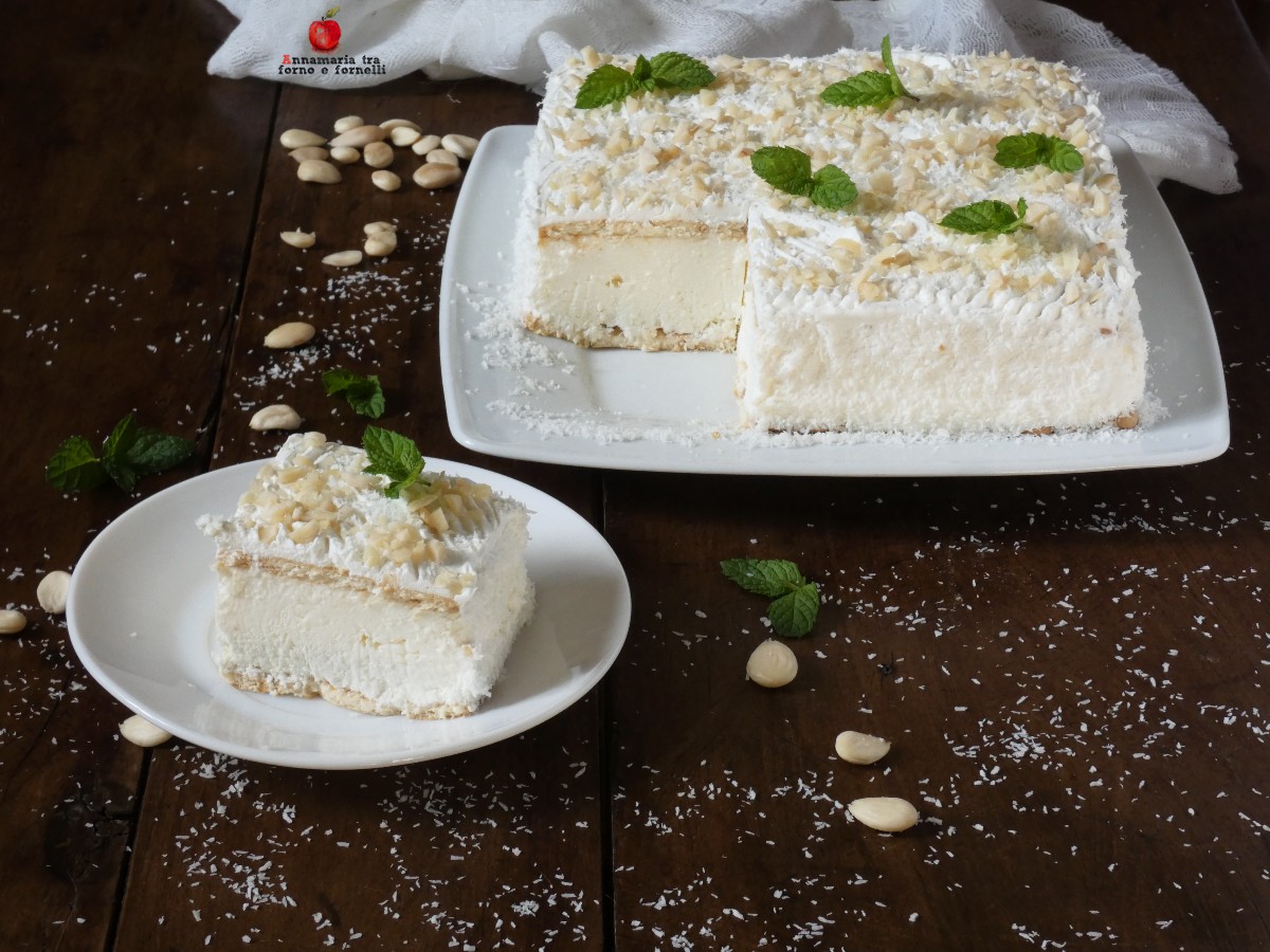 Semifreddo à la noix de coco et aux amandes