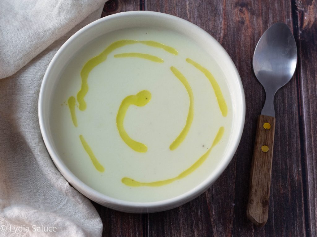 Soupe de chou-fleur et poireaux