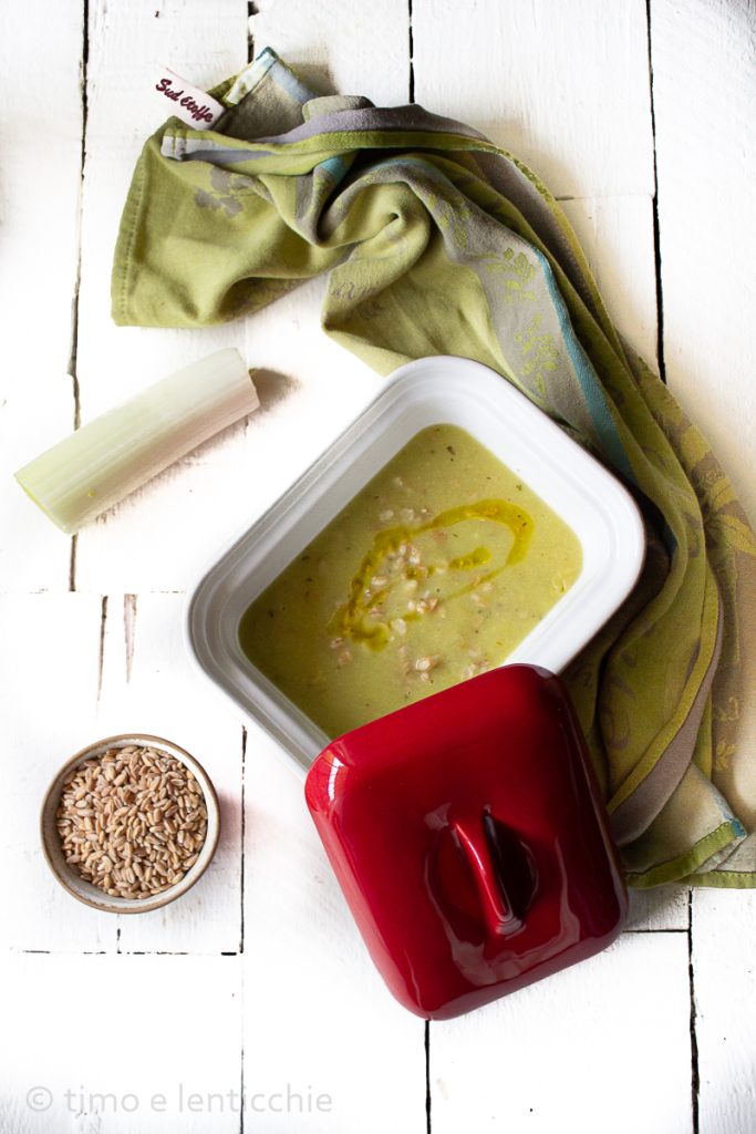 Soupe d'épeautre aux poireaux