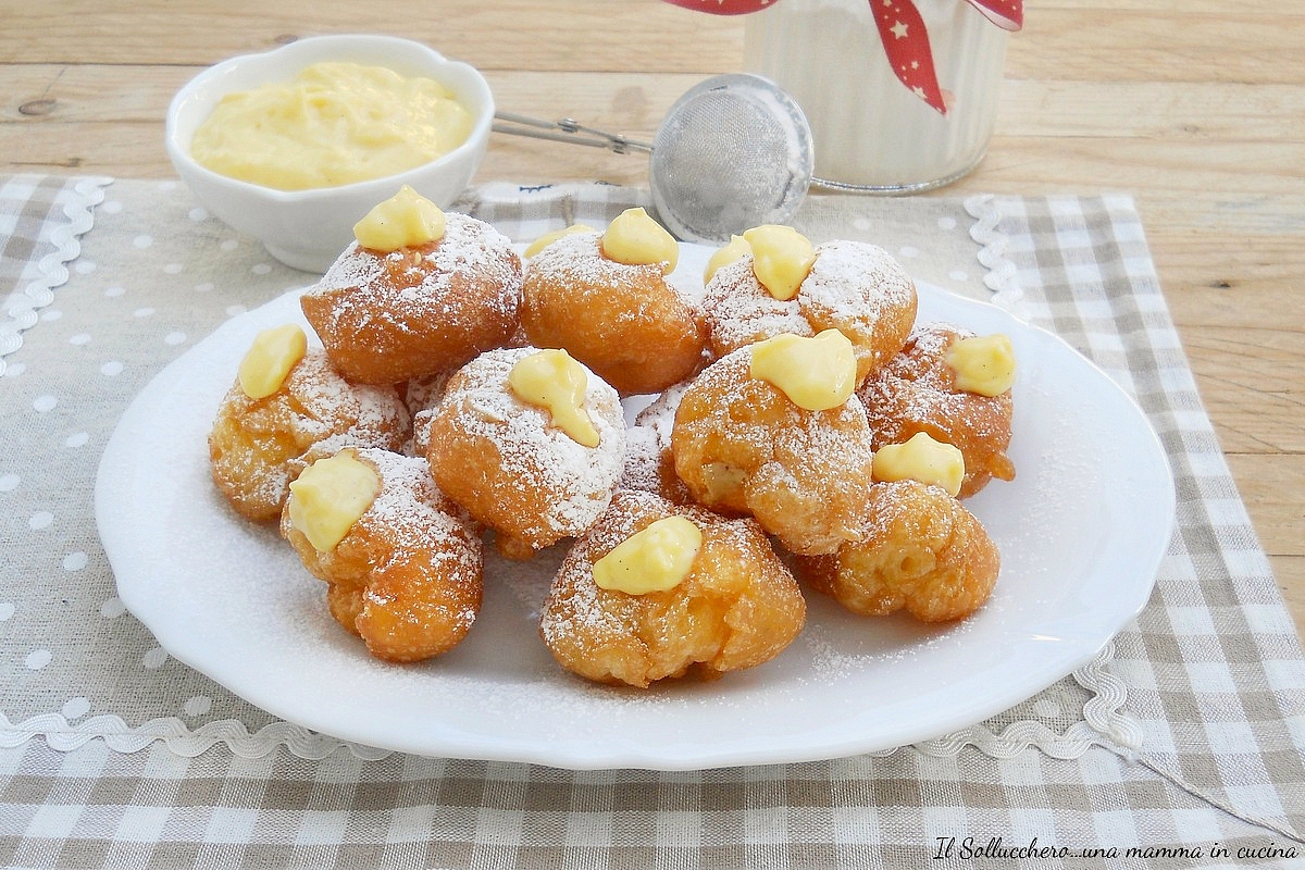 Beignets à la crème pâtissière