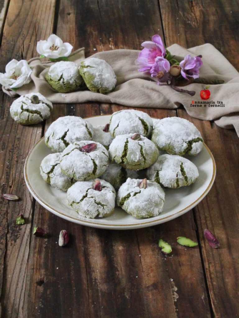 biscuits à la farine de pistache entiers