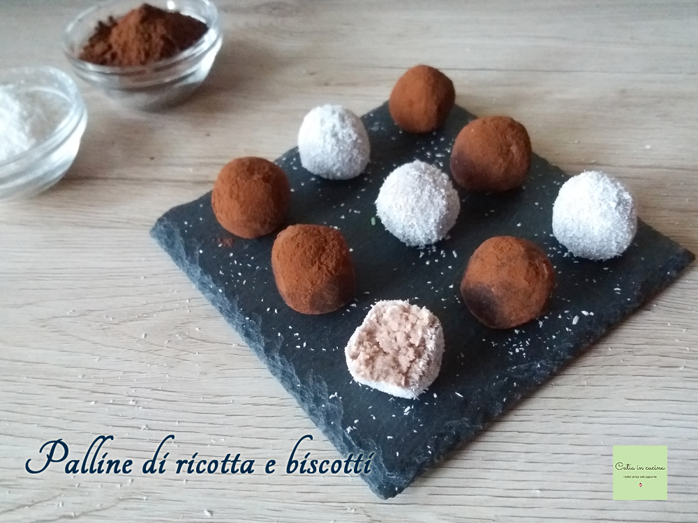 Boules de ricotta et biscuits