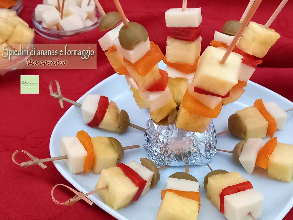 Brochettes d’ananas et fromage. Idée apéritif