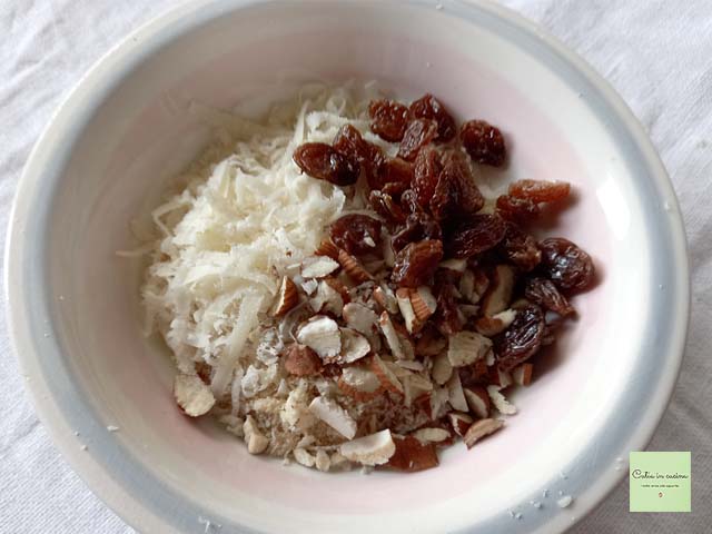 chapelure avec raisins secs pour roulades