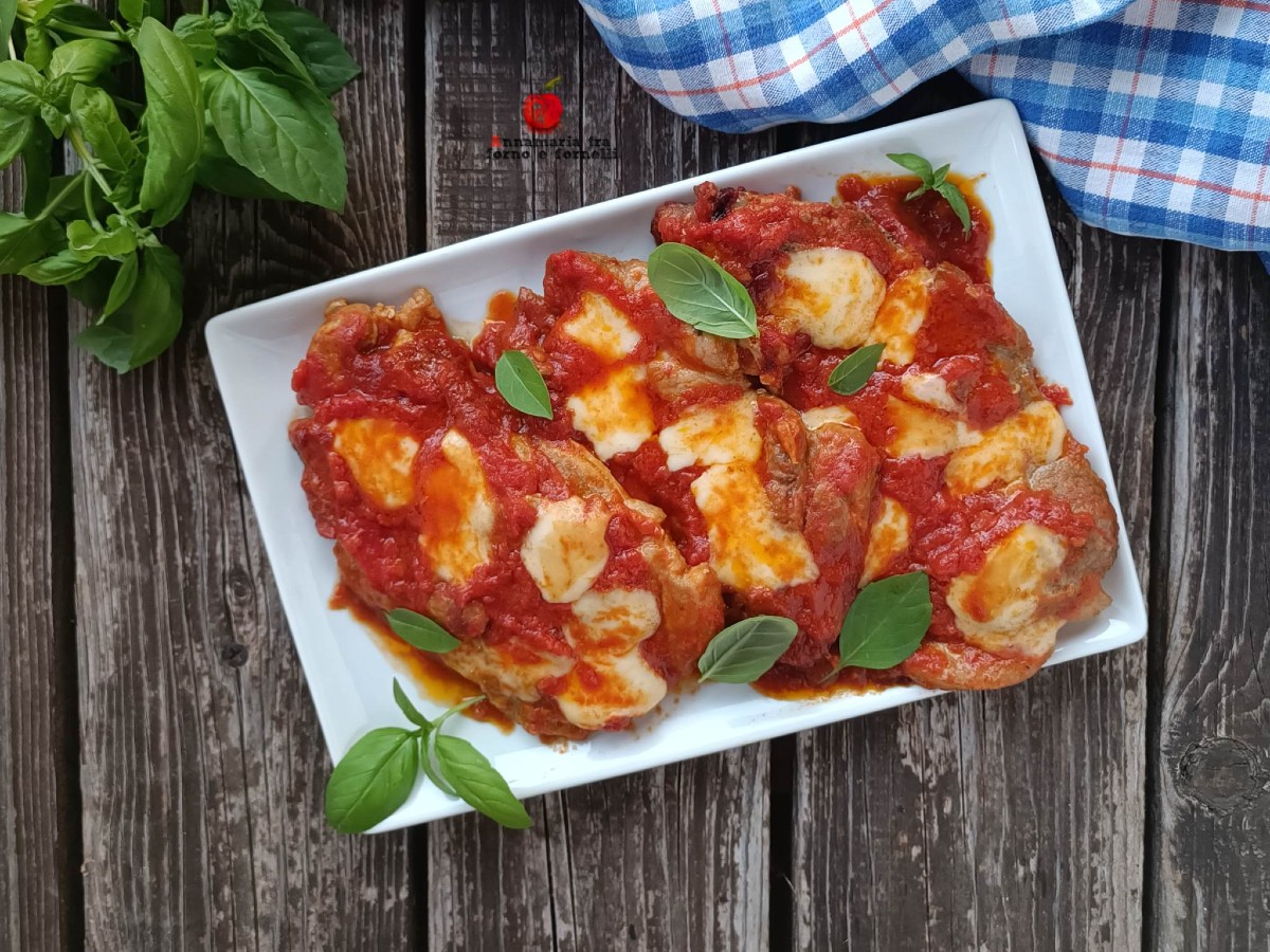 Côtes de porc à la pizzaiola à la poêle