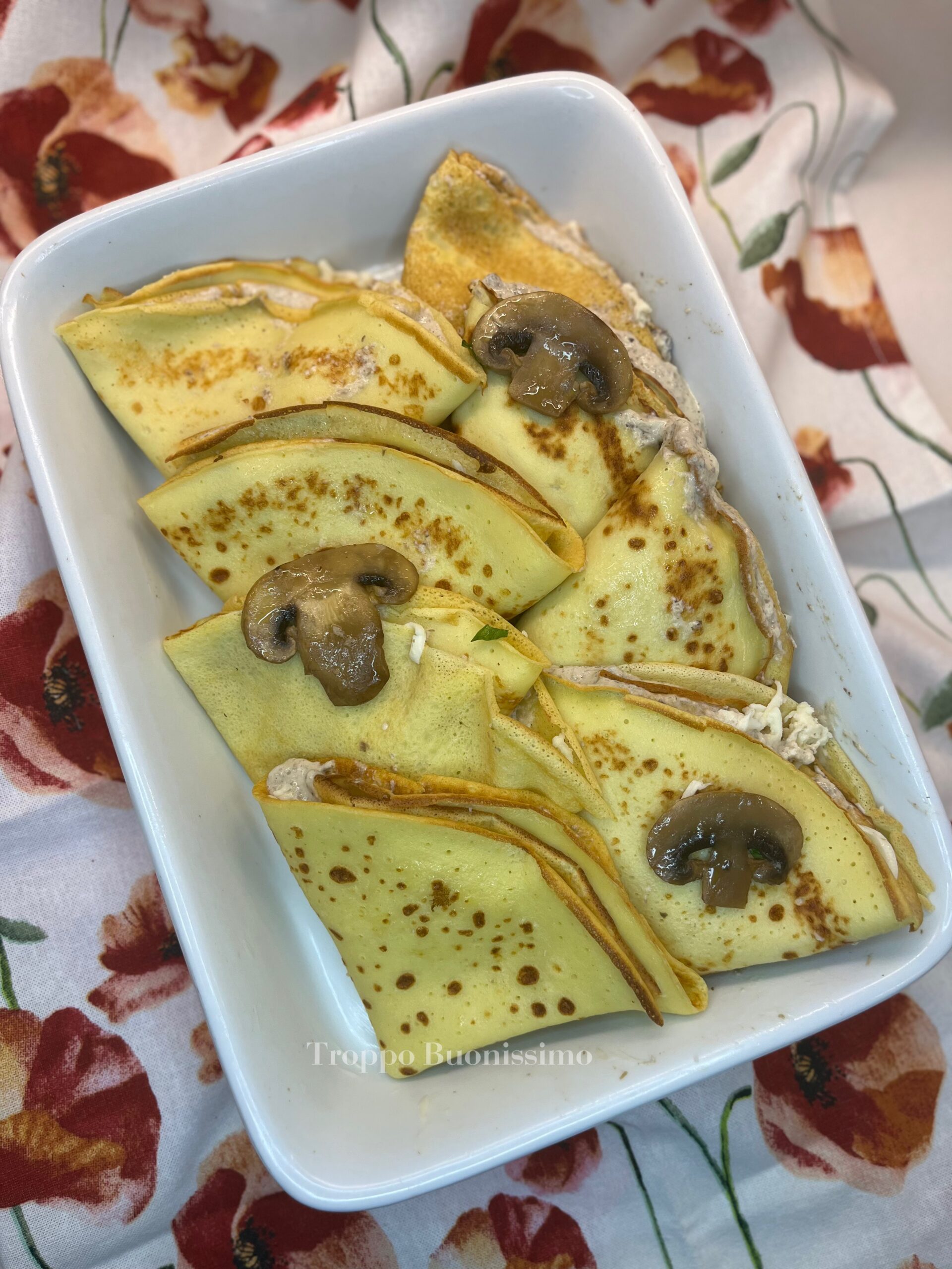 Crêpes à la crème de champignons : recette crémeuse et super facile !