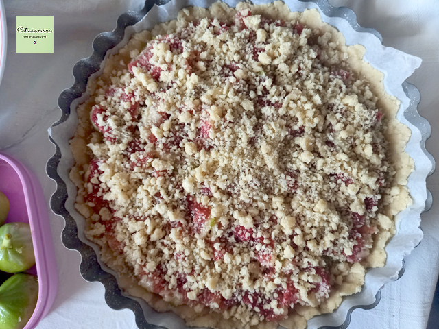 disperser les miettes sur les figues