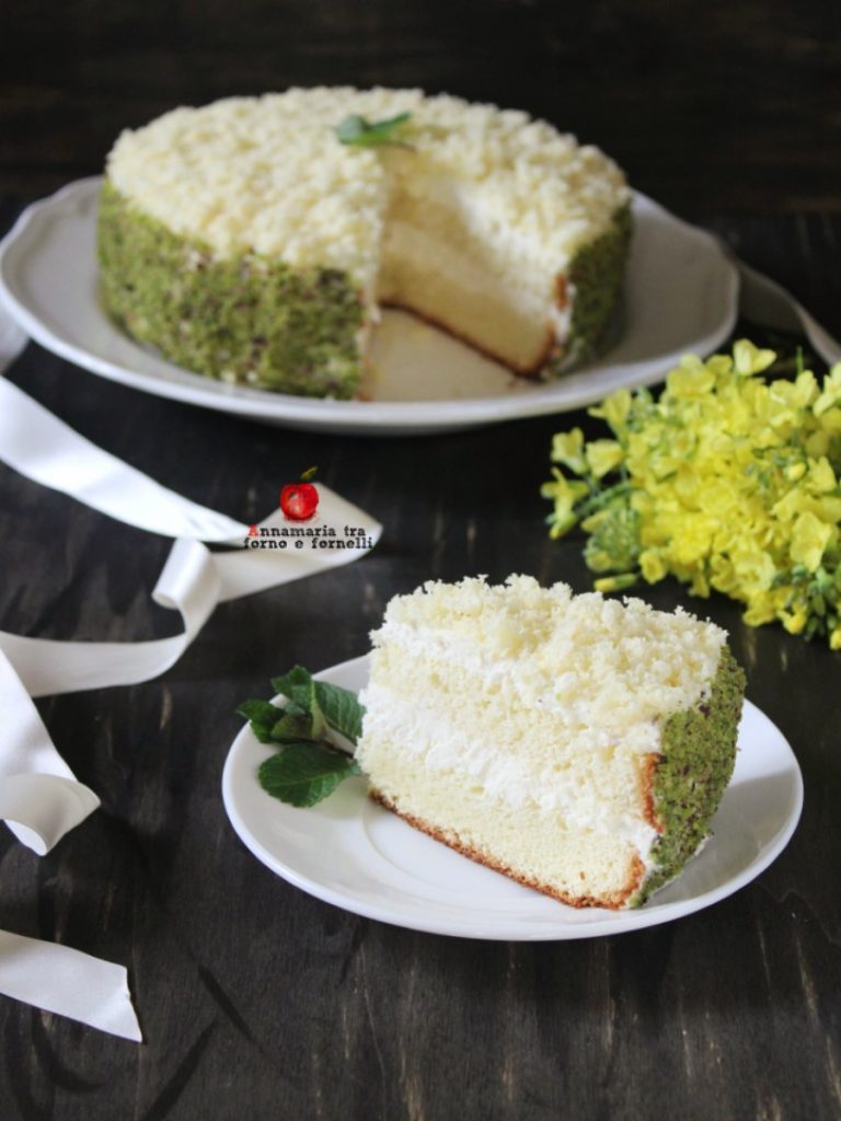 gâteau mimosa avec crème au mascarpone tranche