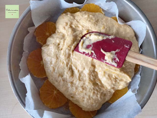 niveler la préparation avec la spatule