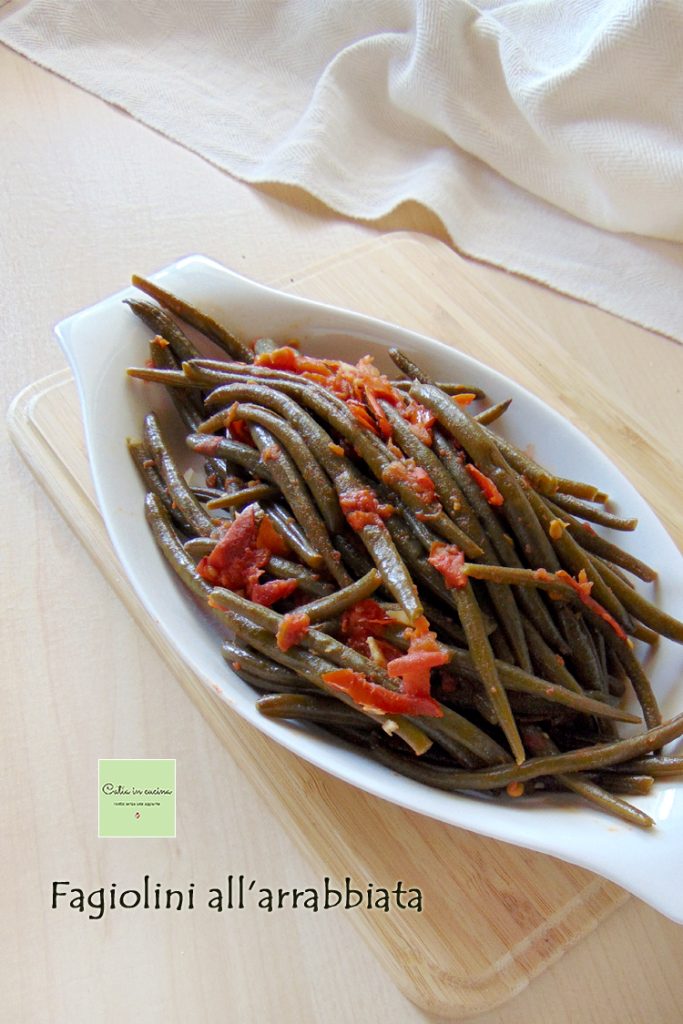 haricots verts à l'arrabbiata