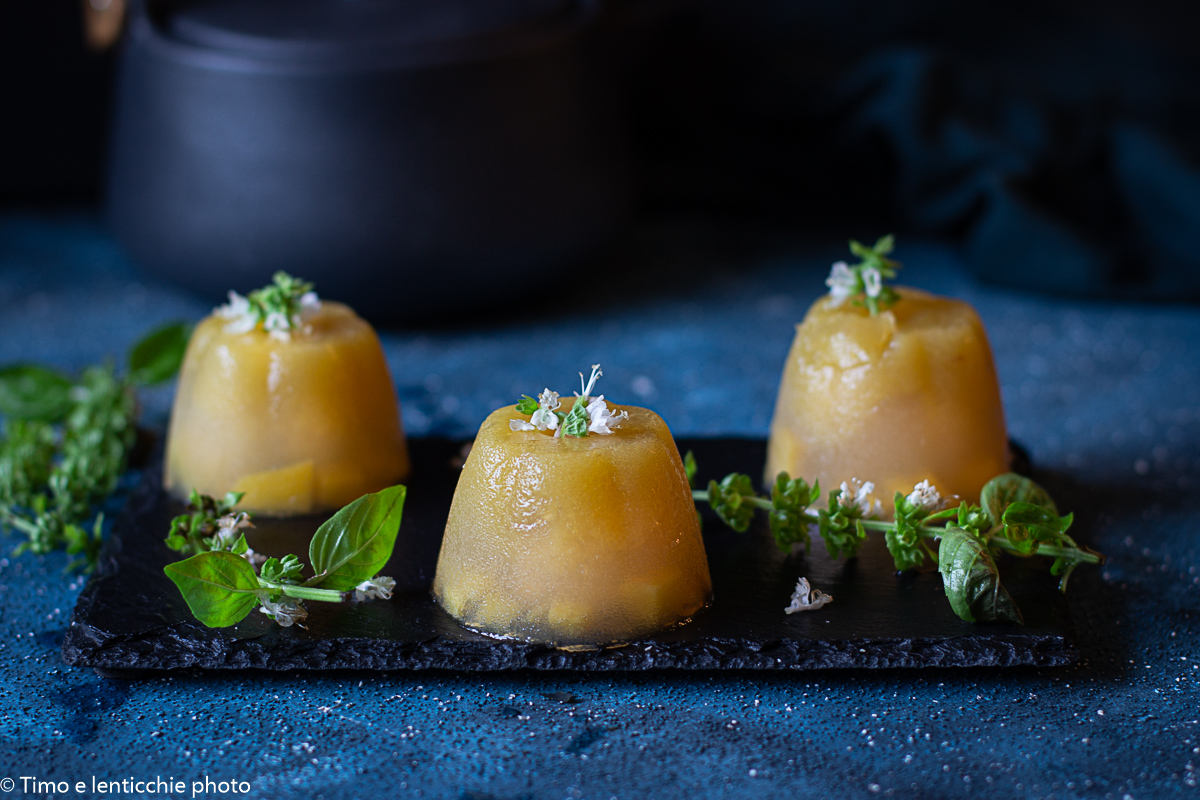 Kanten aux pêches et basilic