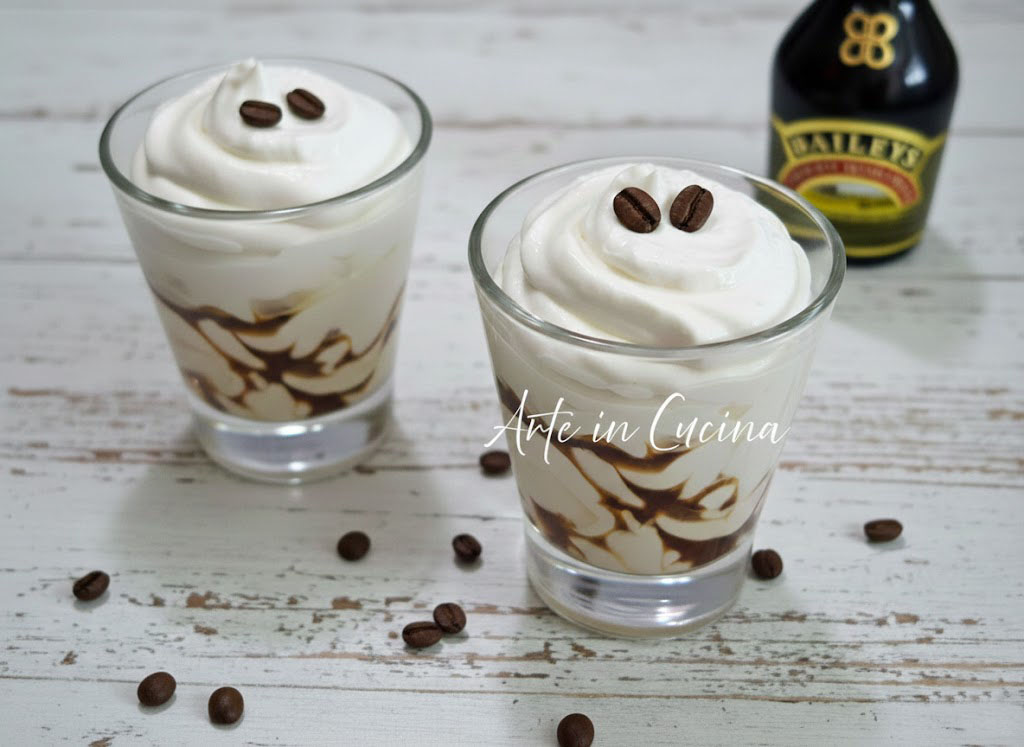 MOUSSE au BAILEYS avec café