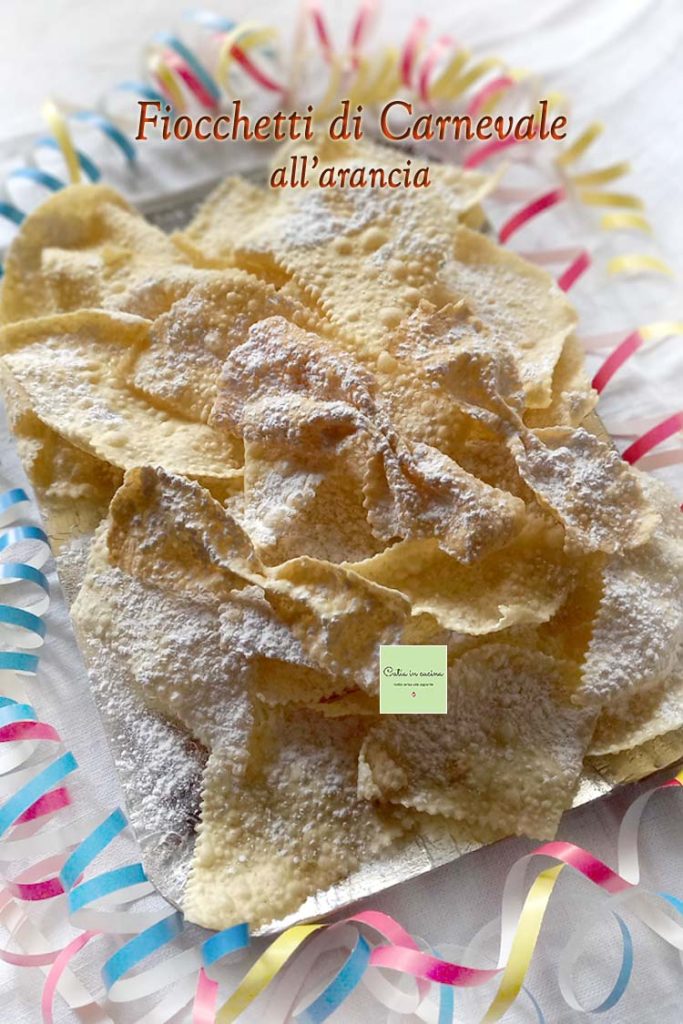 nœuds de carnaval à l'orange