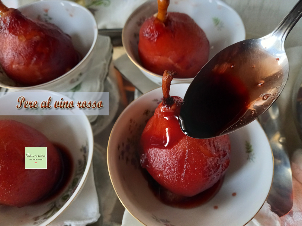 Poires au vin rouge