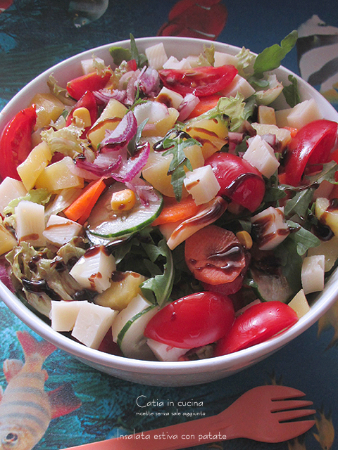 salade d'été avec pommes de terre