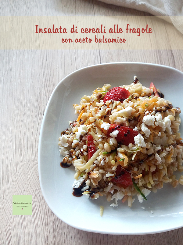 salade de céréales aux fraises avec vinaigre balsamique v