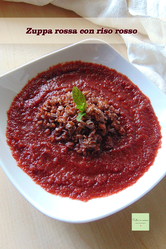 soupe rouge avec riz rouge