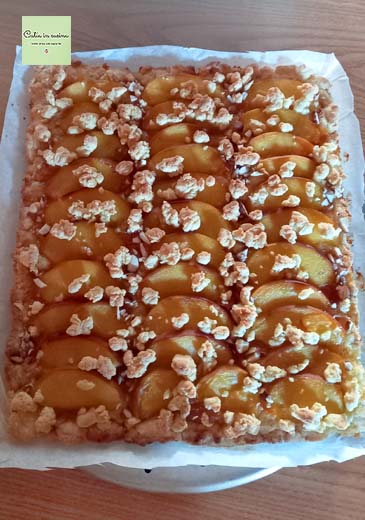 tarte aux pêches avec pâte sablée à l'huile de graines