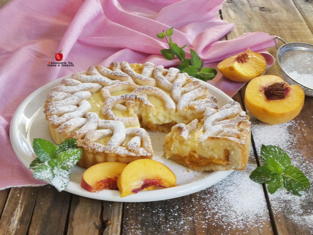 Tarte aux pêches caramélisées et crème