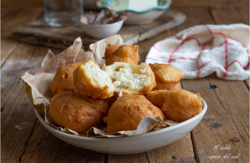 Crispelle catanesi ricotta et anchois