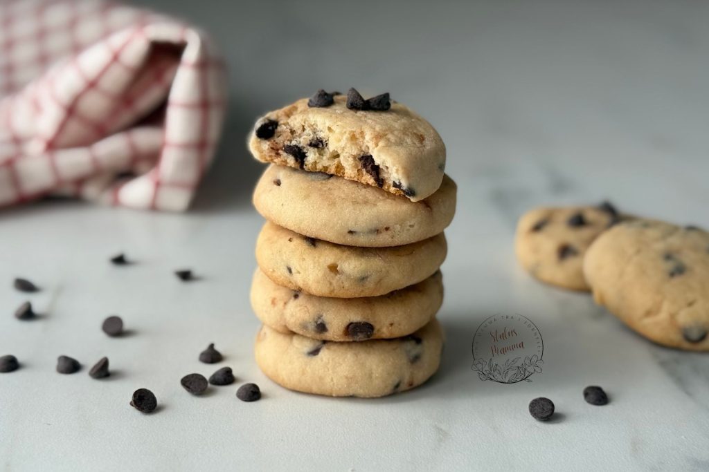 Biscuits au yaourt avec pépites de chocolat moelleux, sans œufs