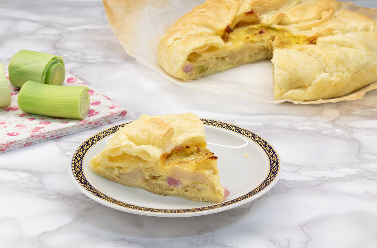 Tarte salée aux poireaux et lardons