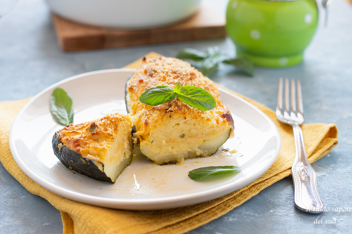 Courgettes farcies aux pommes de terre et à la provola fumée
