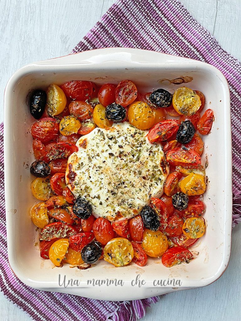 Primosale avec tomates cerises et olives à la friteuse à air