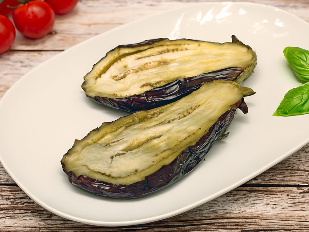 Aubergines entières à la friteuse à air