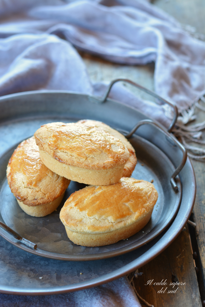 Pasticciotto leccese ricetta originale con strutto