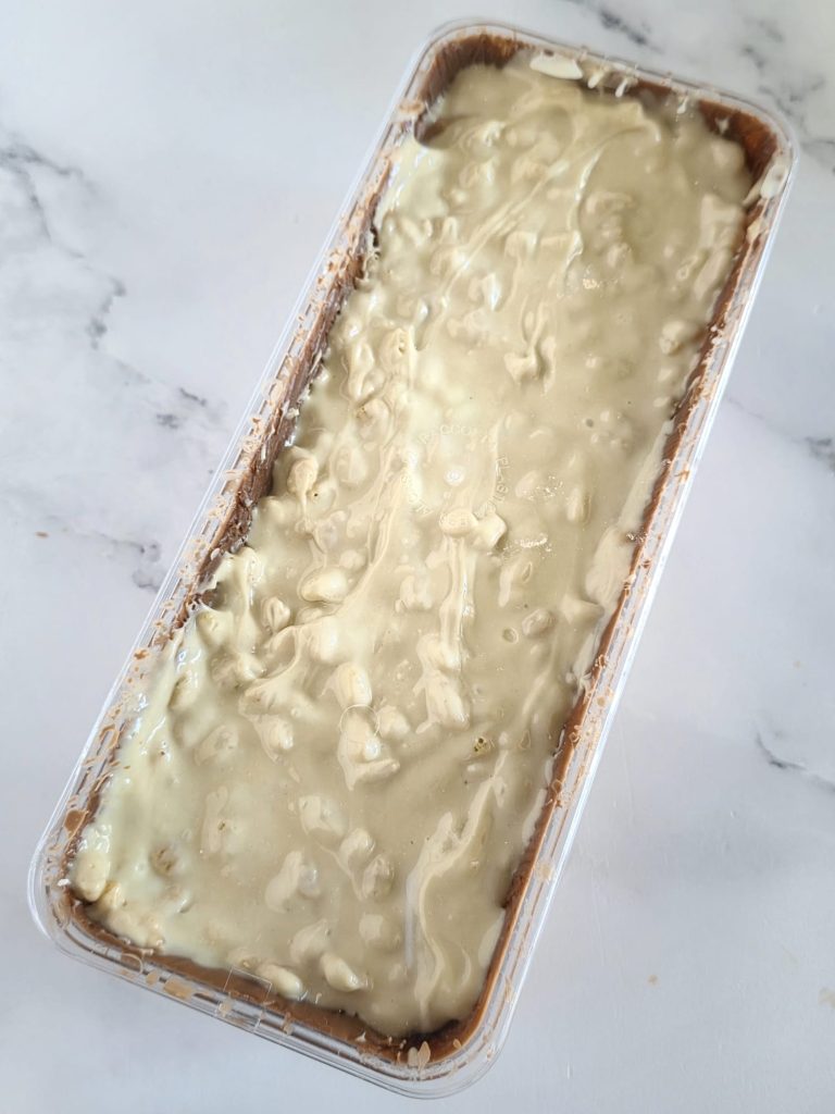Nougat au chocolat avec riz soufflé