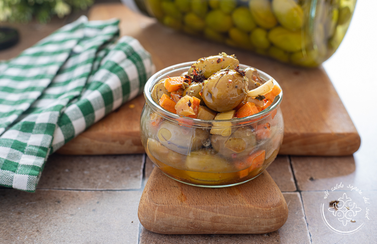 Comment conserver les olives vertes dans l&rsquo;eau et le sel