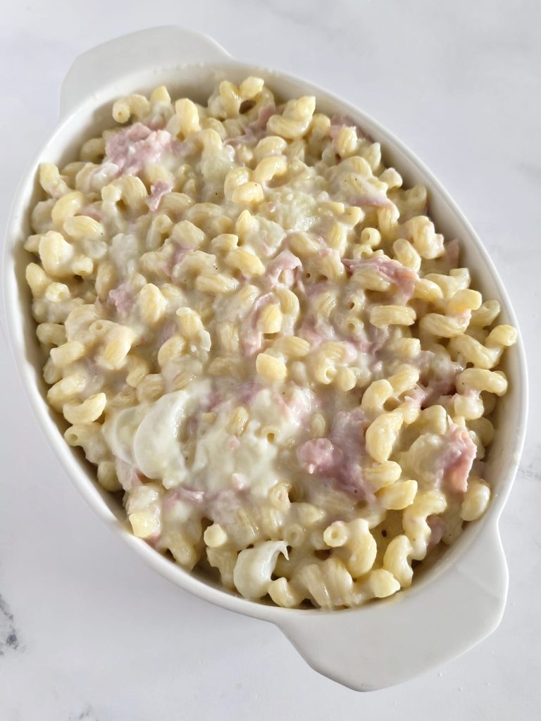 Pâtes et chou-fleur au four