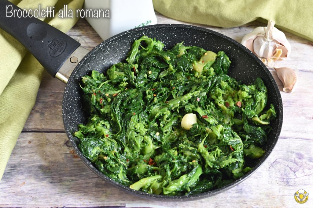 broccoletti à la romaine recette originale des broccoletti à feuille cima di rapa sautés à la poêle il chicco di mais