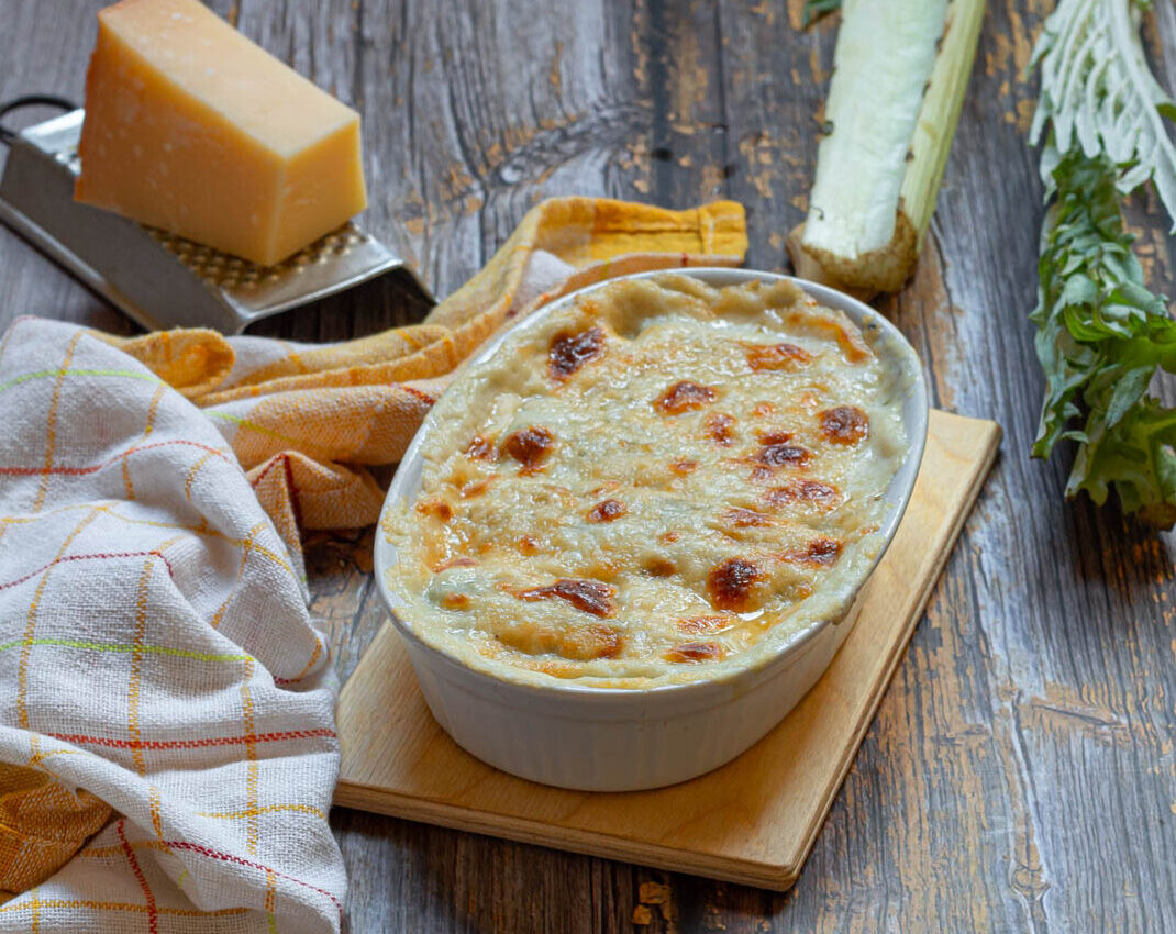 Cardons à la parmigiana