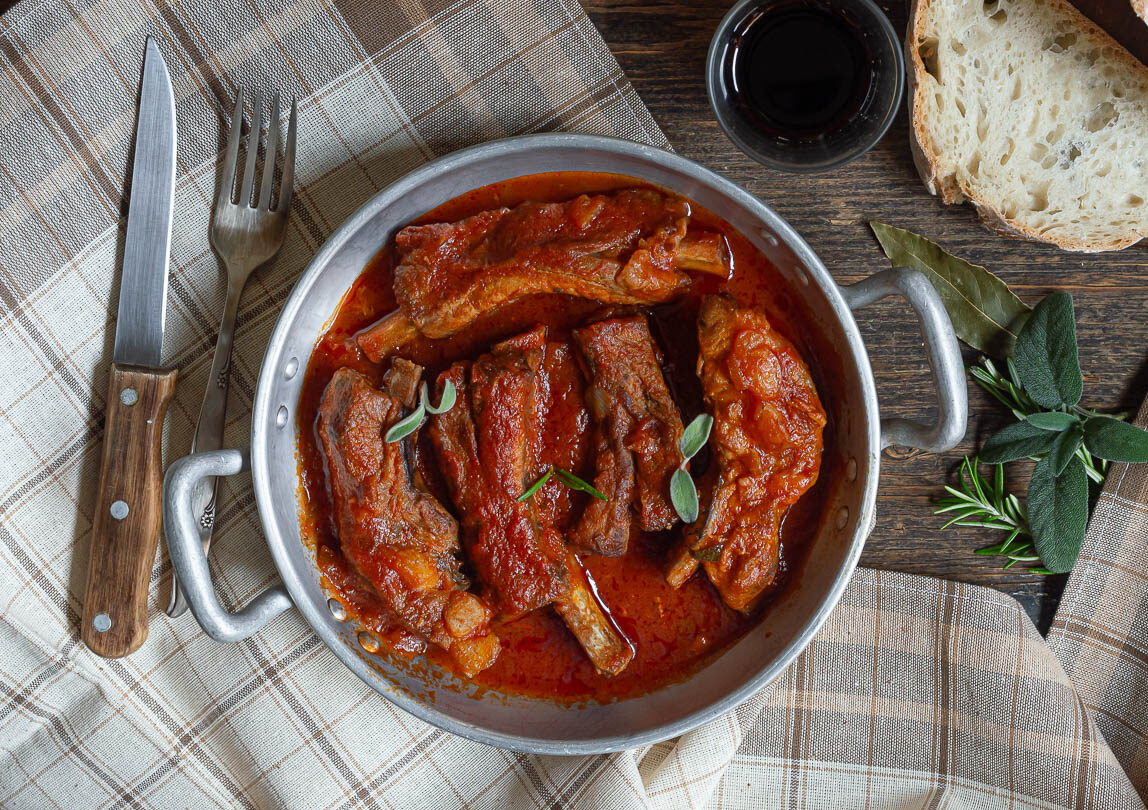 Côtes de porc en sauce