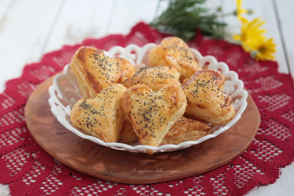 recette-coeurs-feuillete-saumon-robiola