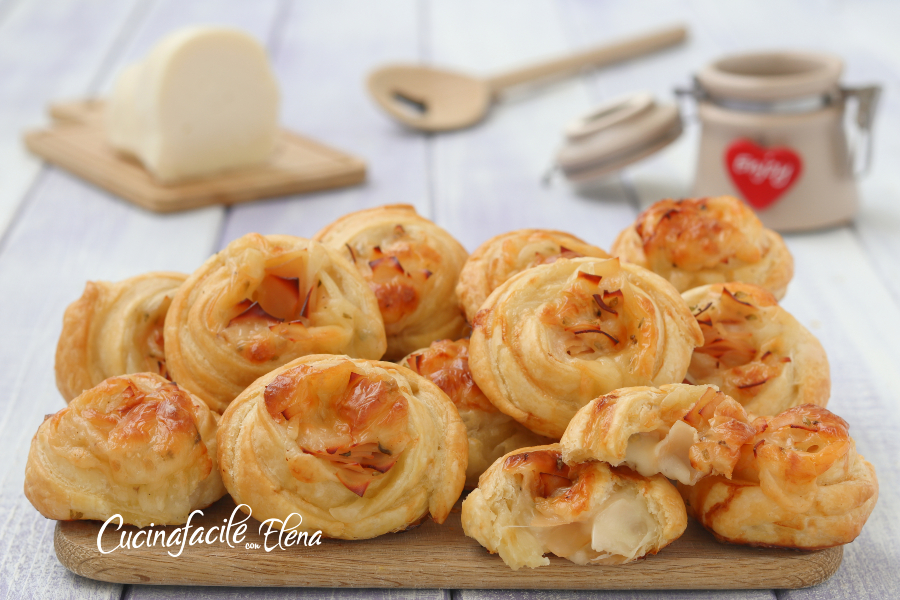 Rosaces de pâte feuilletée salées