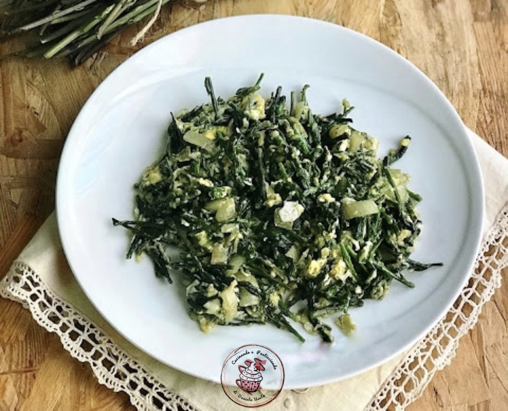 Asperges sauvages aux œufs