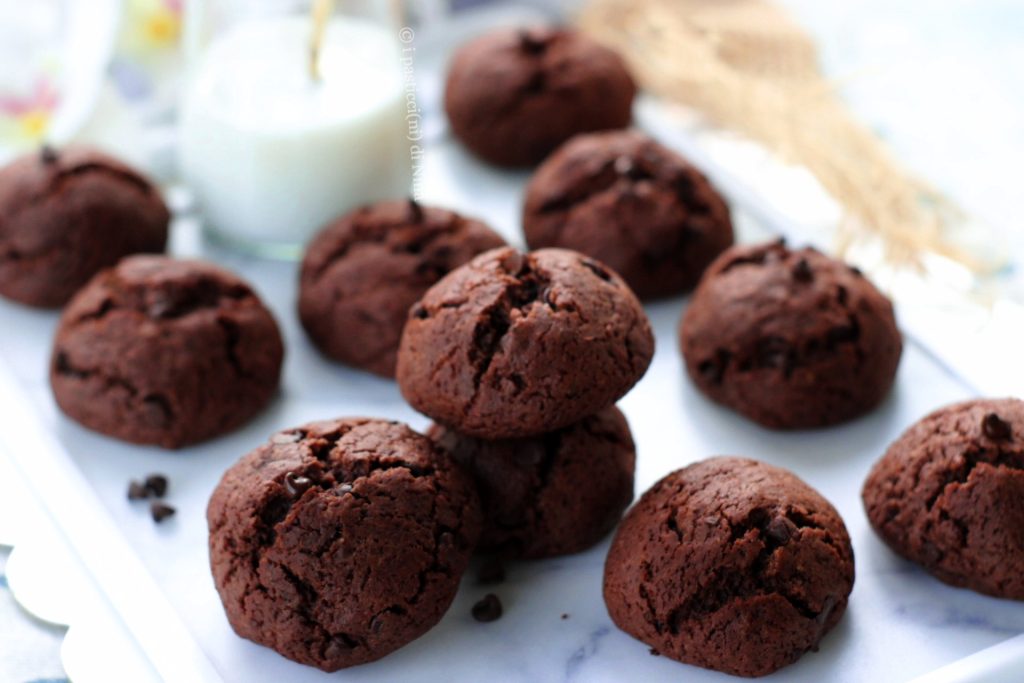 biscuits moelleux au yaourt et chocolat pour le petit-déjeuner dans le lait recette I Pasticcini di Nina