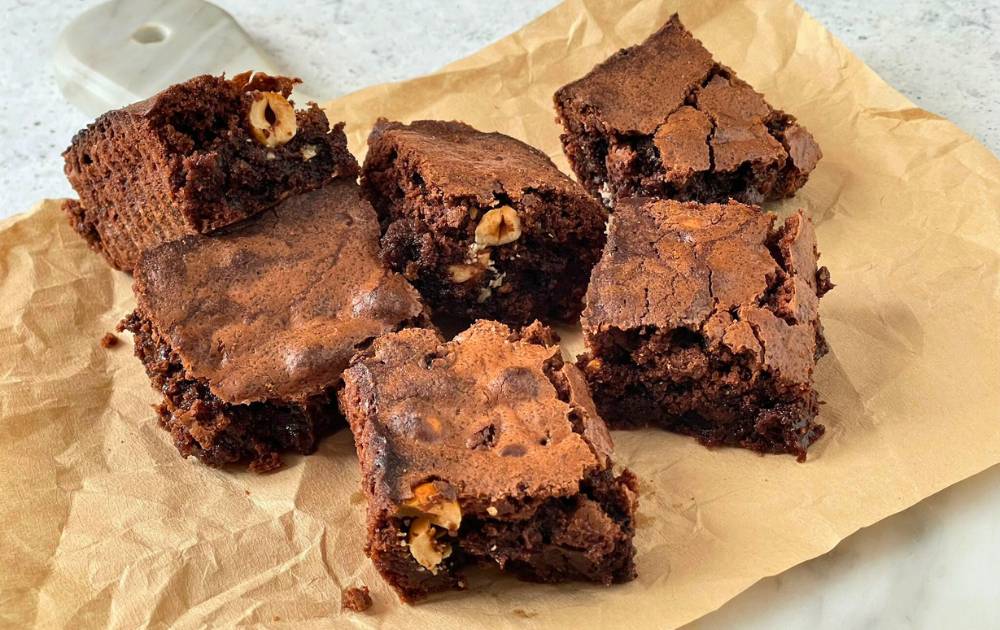 Brownie aux figues sèches et noisettes : recette moelleuse et gourmande