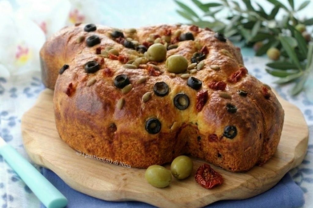 colombe salée tomates séchées et olives pour Pâques et le lundi de Pâques recette i Pasticcini di Nina