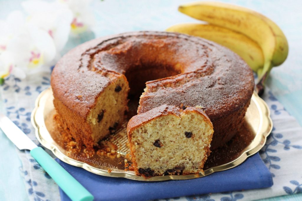 Gâteau en anneau bananes et avoine avec pépites de chocolat noir i pasticcini di Nina